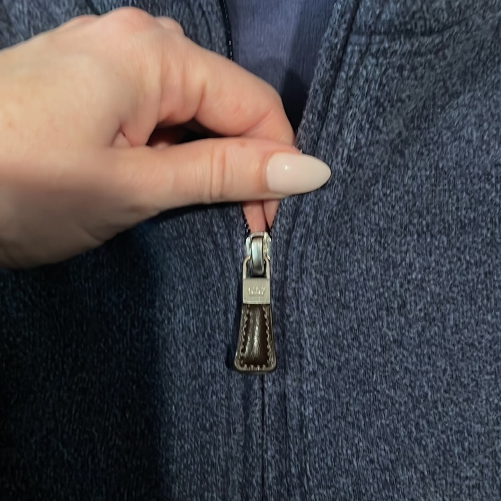 Peter Millar heather blue half zip pullover size: Small. Only worn a few times. - Picture 3 of 3